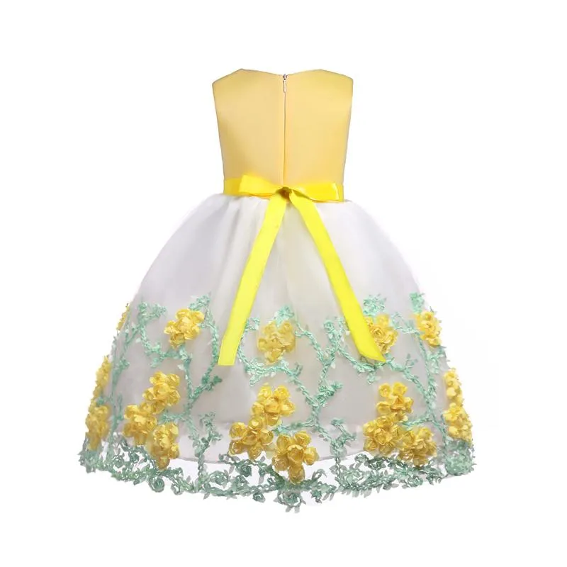 Elegant Floral Applique Sleeveless Tulle Party Dress