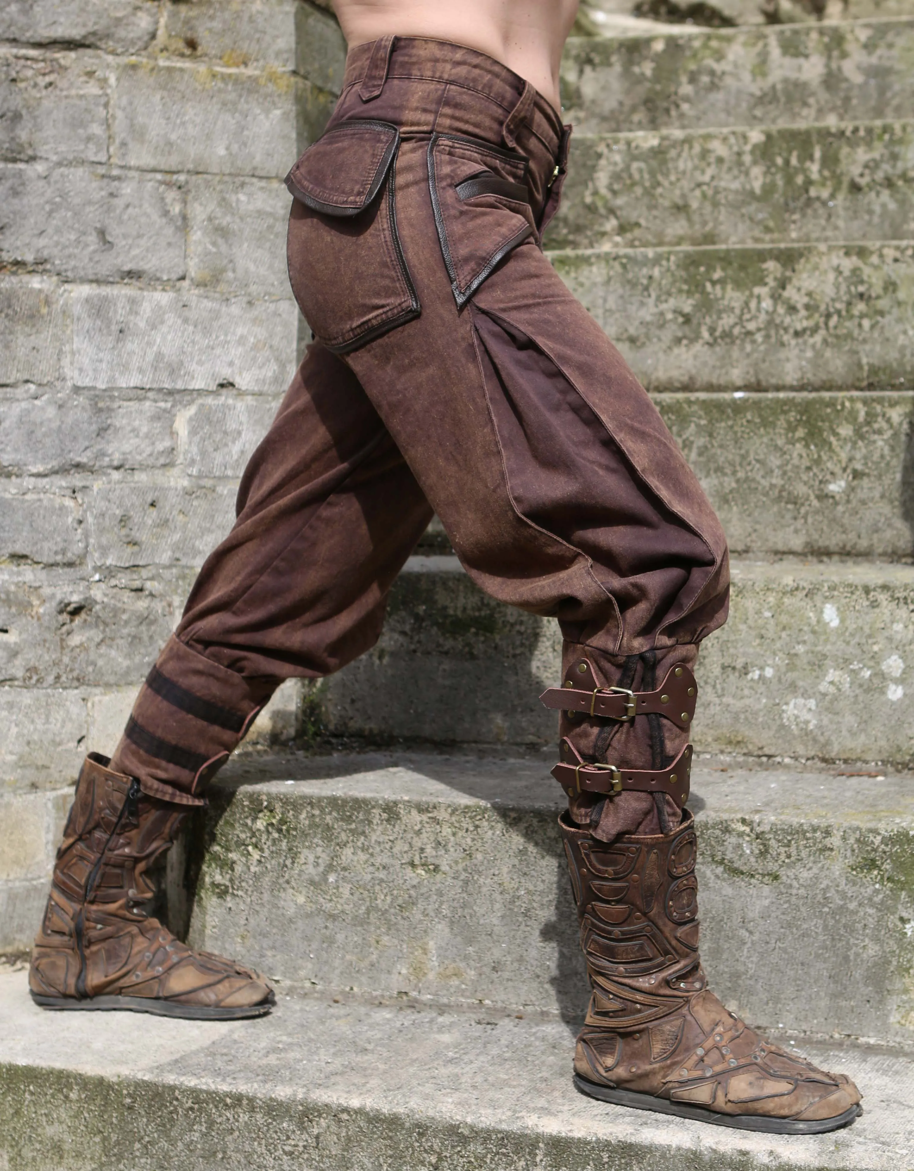 kneepants canvas