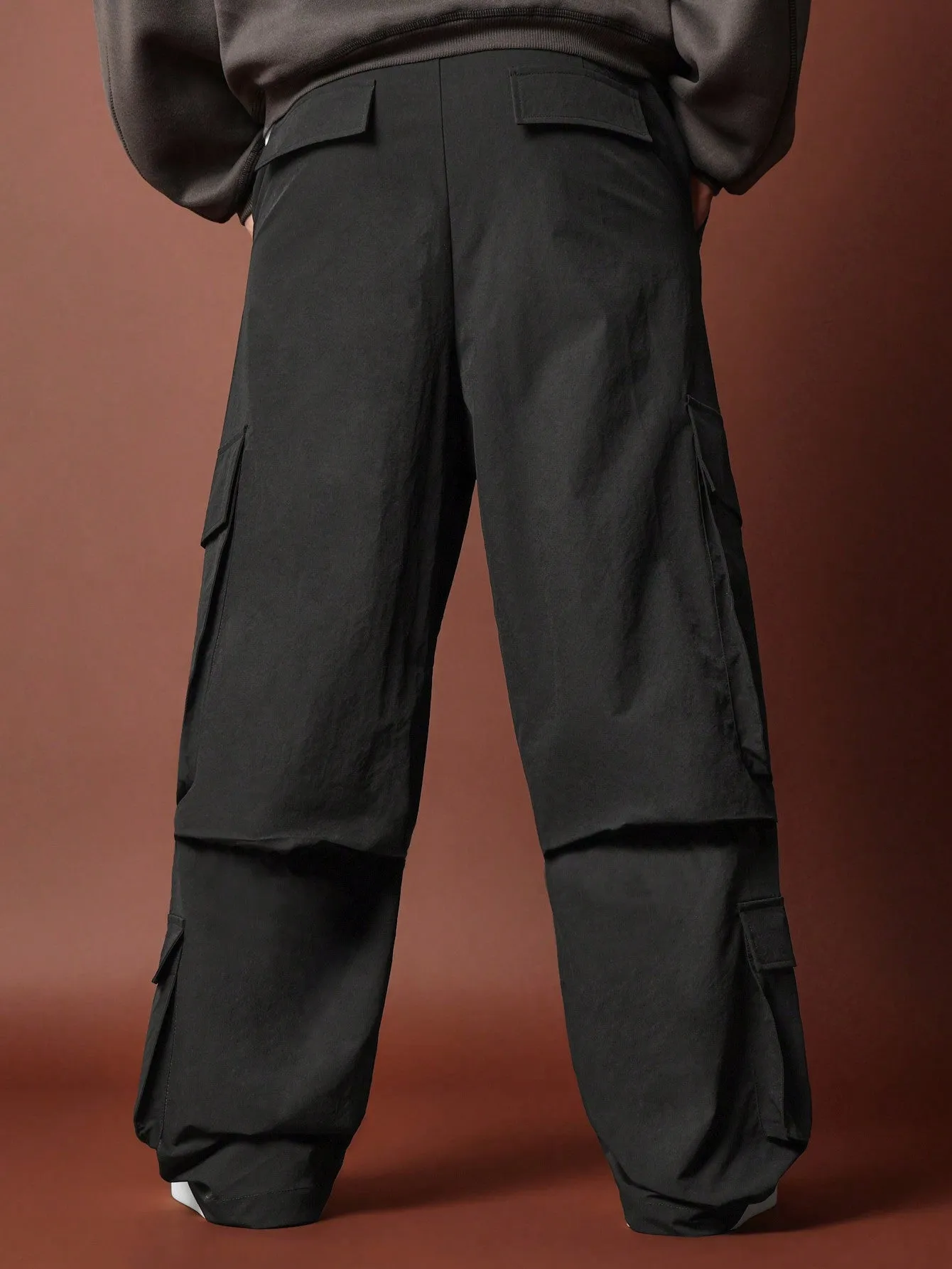 Loose Fit Nylon Multi Pocket Cargo Parachute Pant