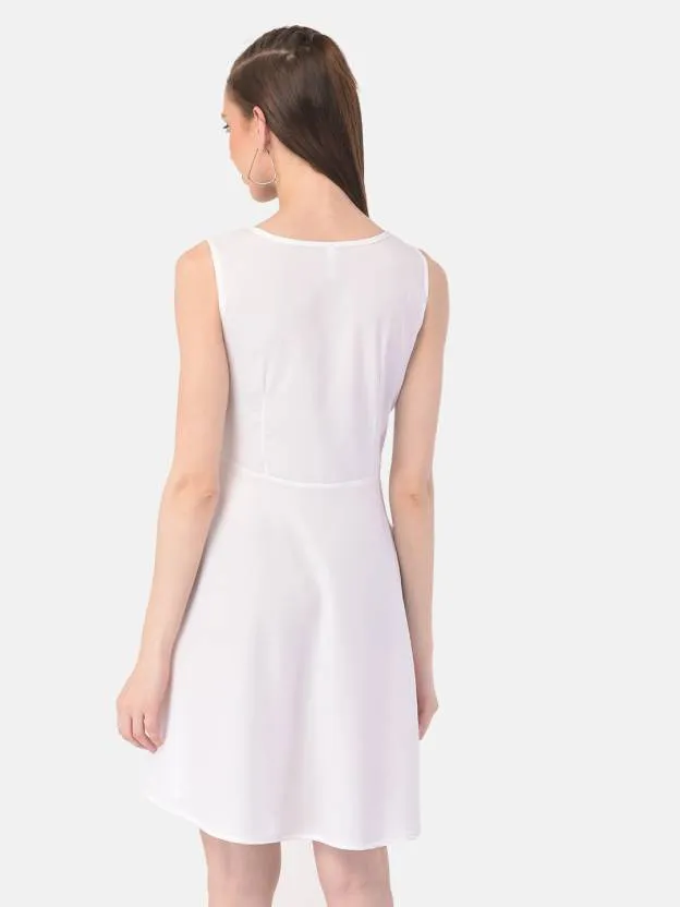 Pure Elegance Sleeveless A-Line Dress