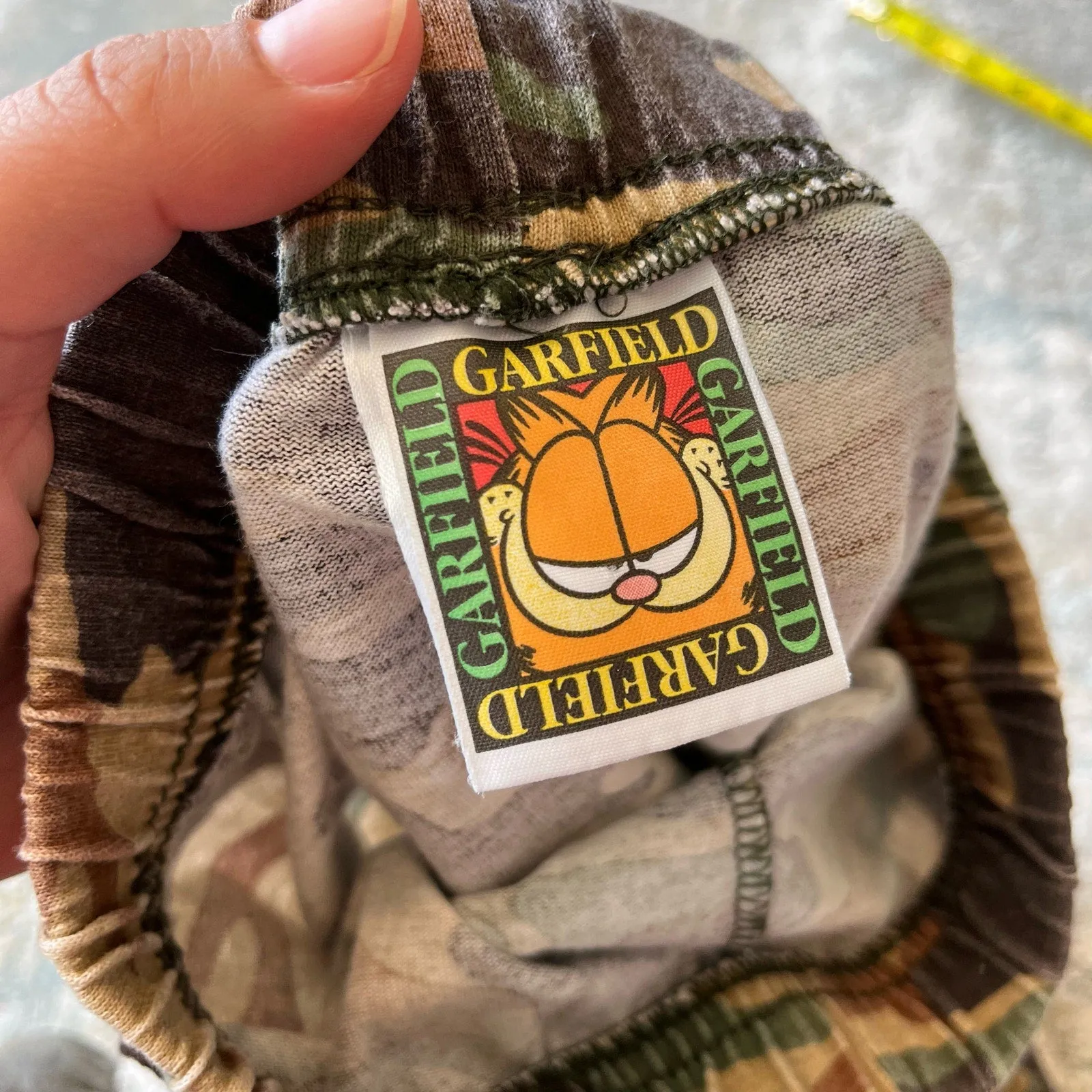 Vintage Garfield Camo Shorts 7 USA