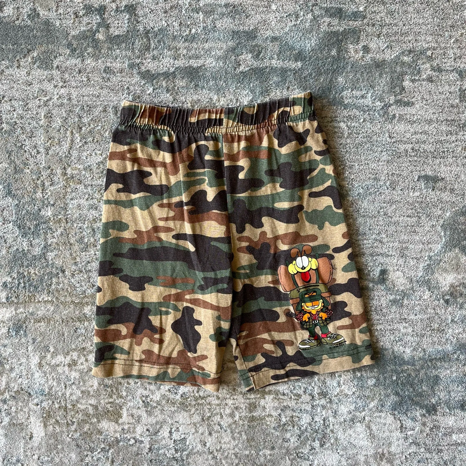 Vintage Garfield Camo Shorts 7 USA