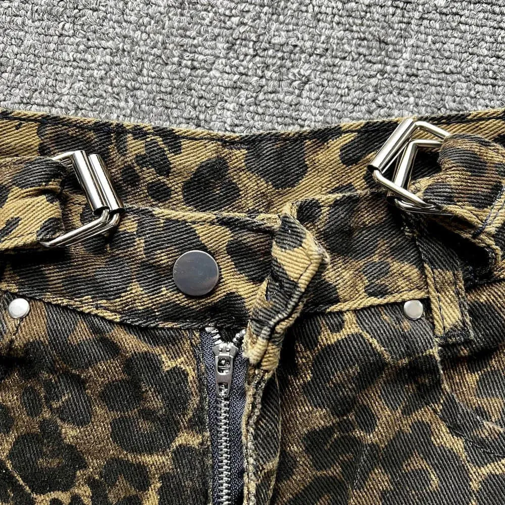 Wiaofellas Leopard Pattern Pleated Multi-pocket Paratrooper Pants Men Structured Cargo Causal Loose High Street Wide Leg Pant Trousers