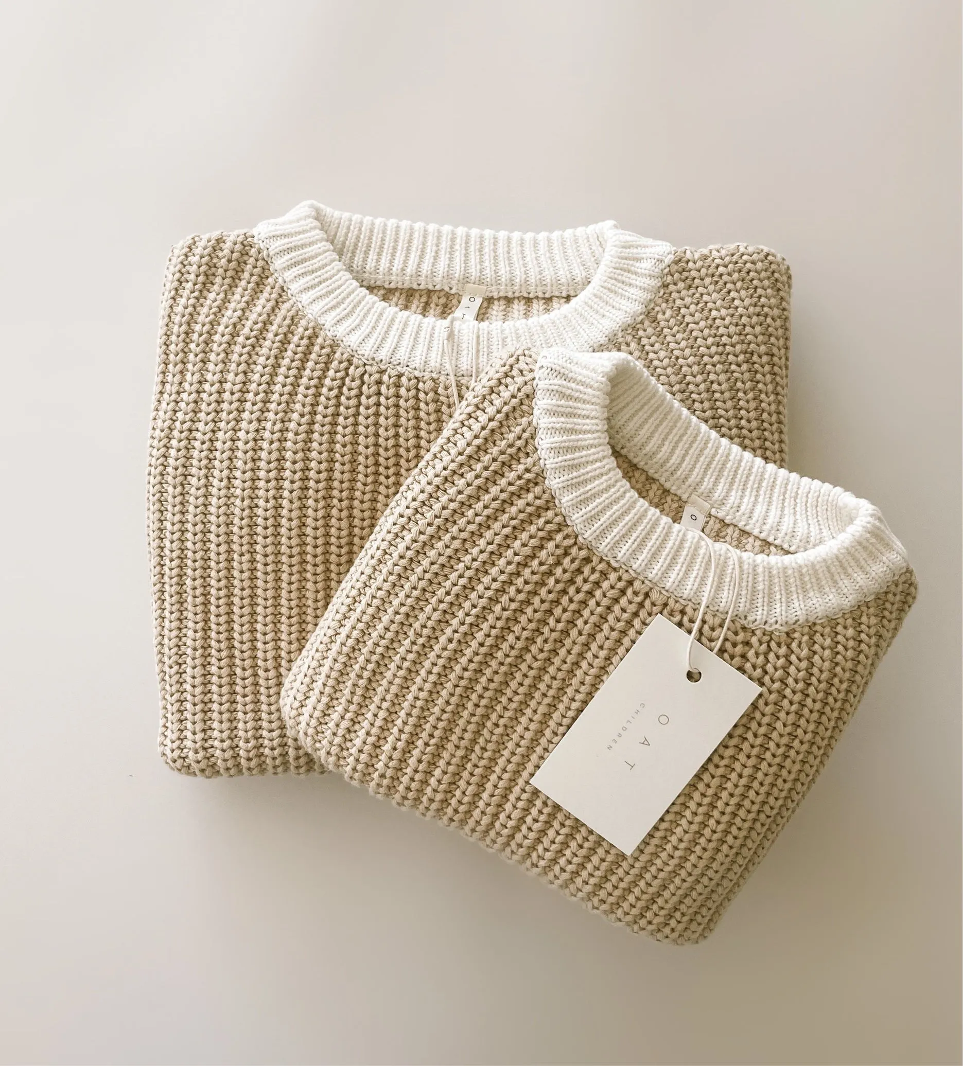 Women’s Two-Tone Chunky Knit Sweater